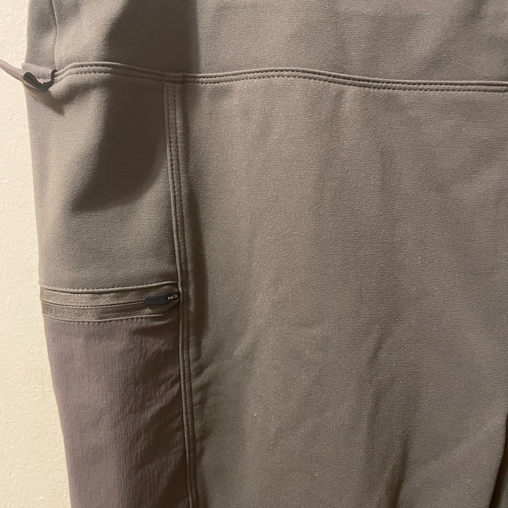 Carhartt Women's Force Utility Leggings- 1X - Picture 4 of 4
